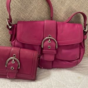 Coach purse and wallet